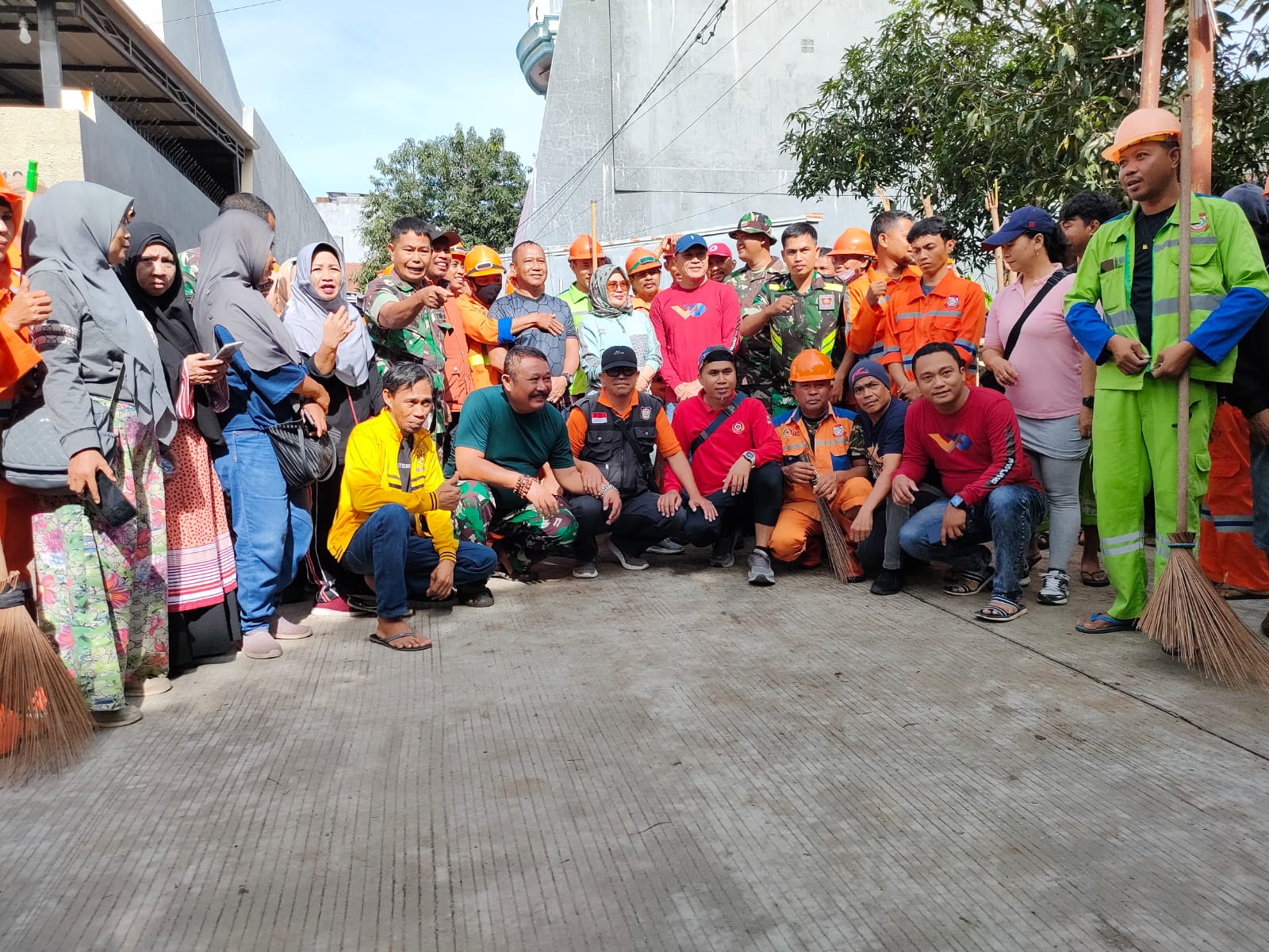 Gambar Pelaksanaan Giat Sabtu Bersih Kecamatan Mamajang