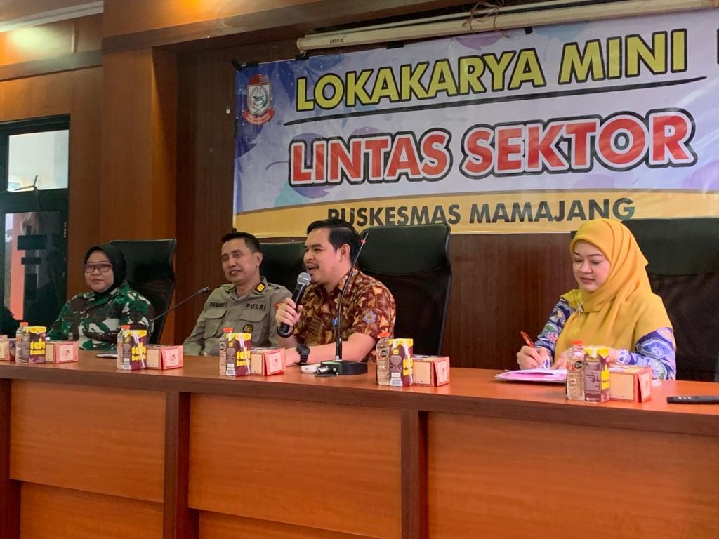 Gambar Camat Mamajang M. Ari Fadli, S.STP membuka Kegitan Lokakarya Mini lintas Sektor Puskesmas Mamajang